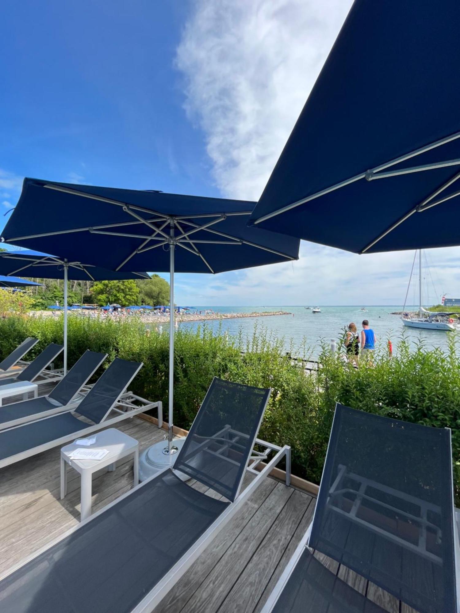 Stunning Stayz At Friday Harbour Beach Marina Resort Lake Simcoe Innisfil Exteriör bild